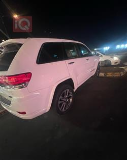 جيب جراند شيروكي